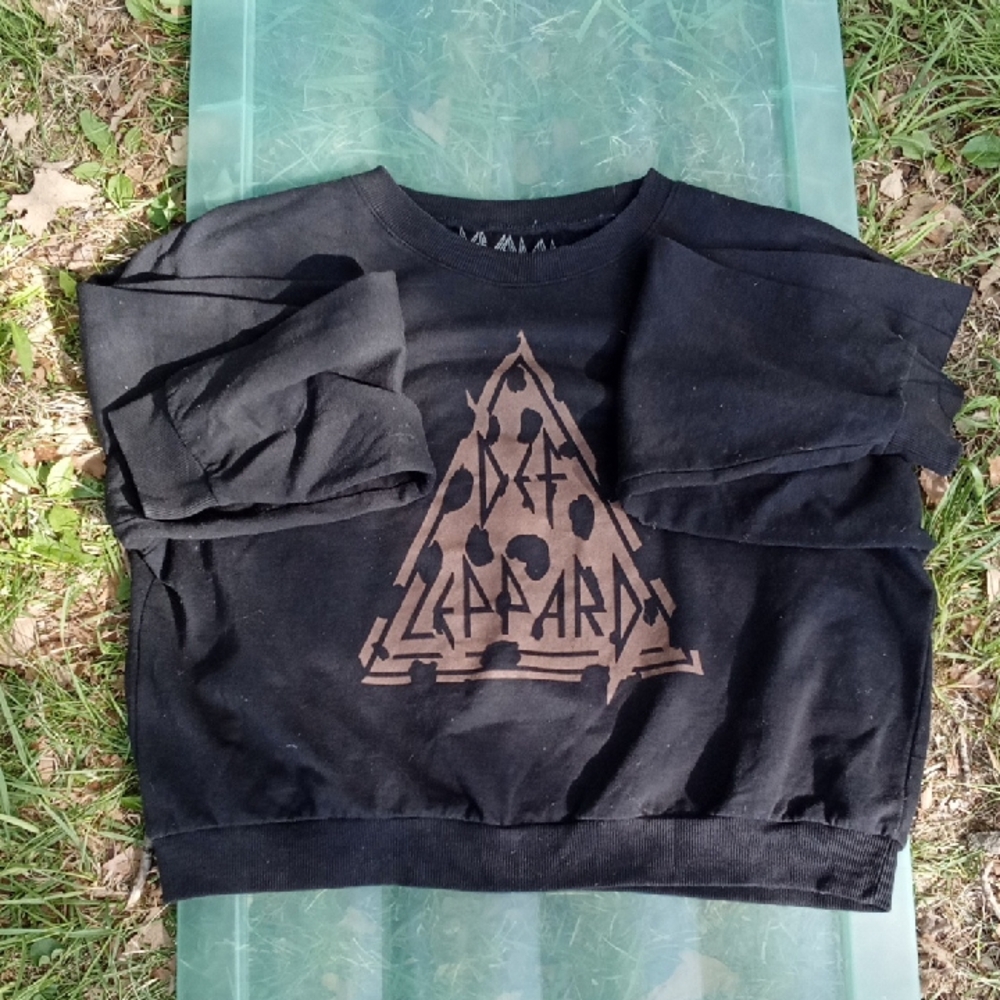 Def Leppard Oversized Top